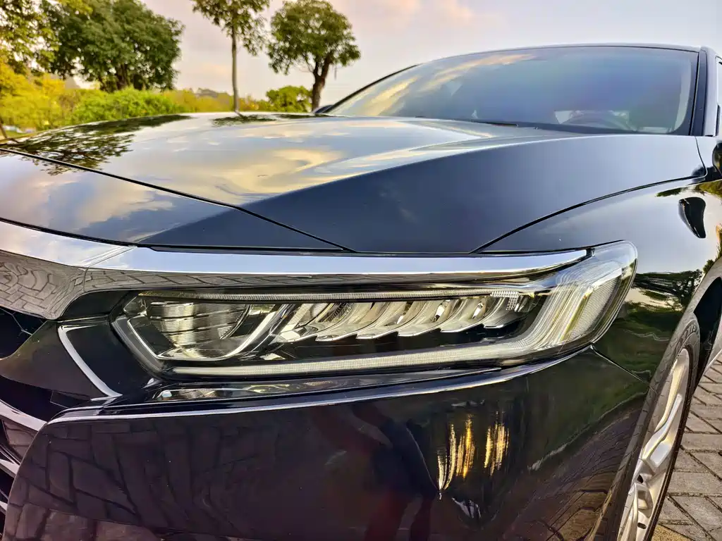 Honda Accord — миниатюра 14
