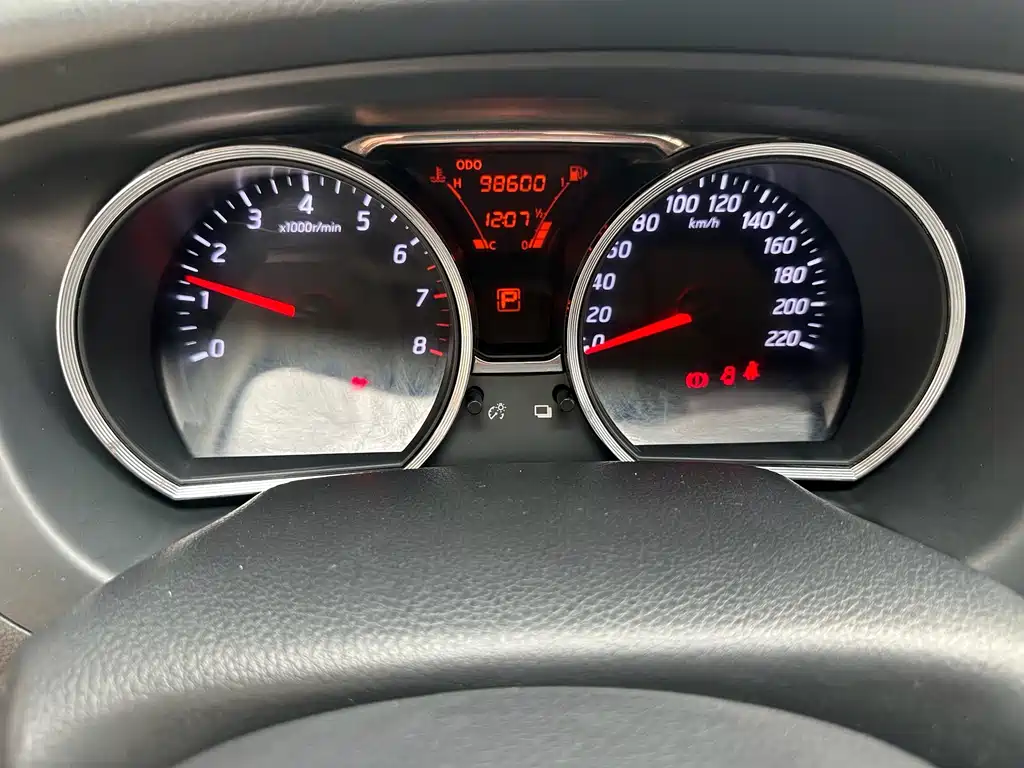 Nissan Livina — миниатюра 14