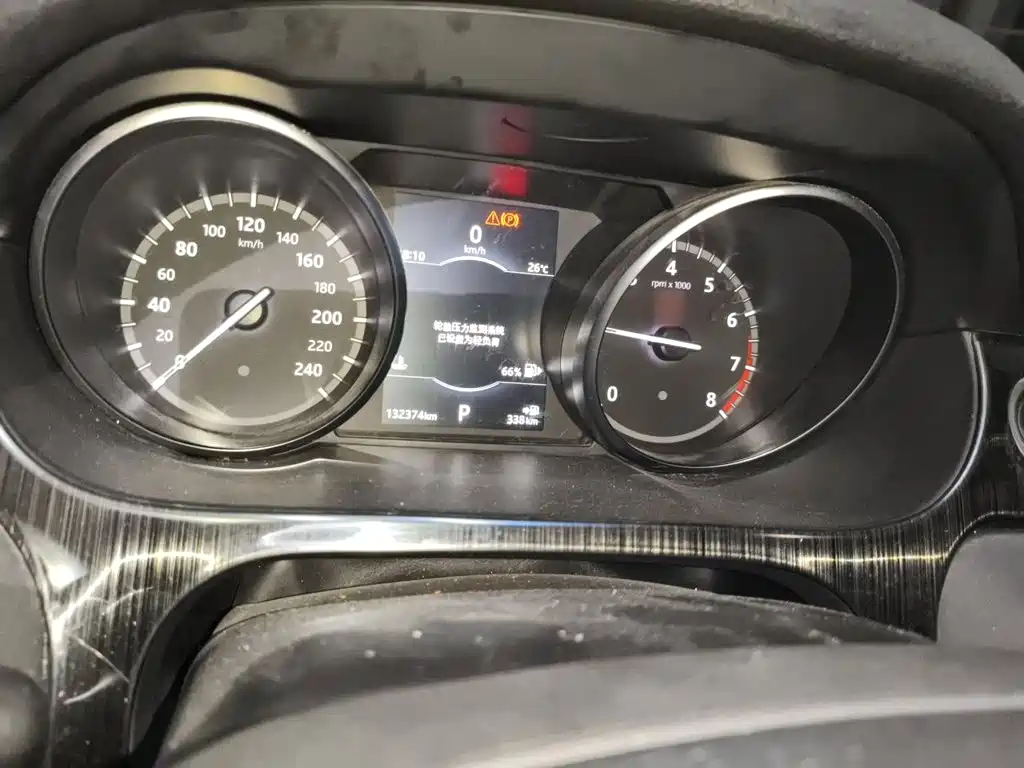 Land Rover Discovery Sport — миниатюра 4