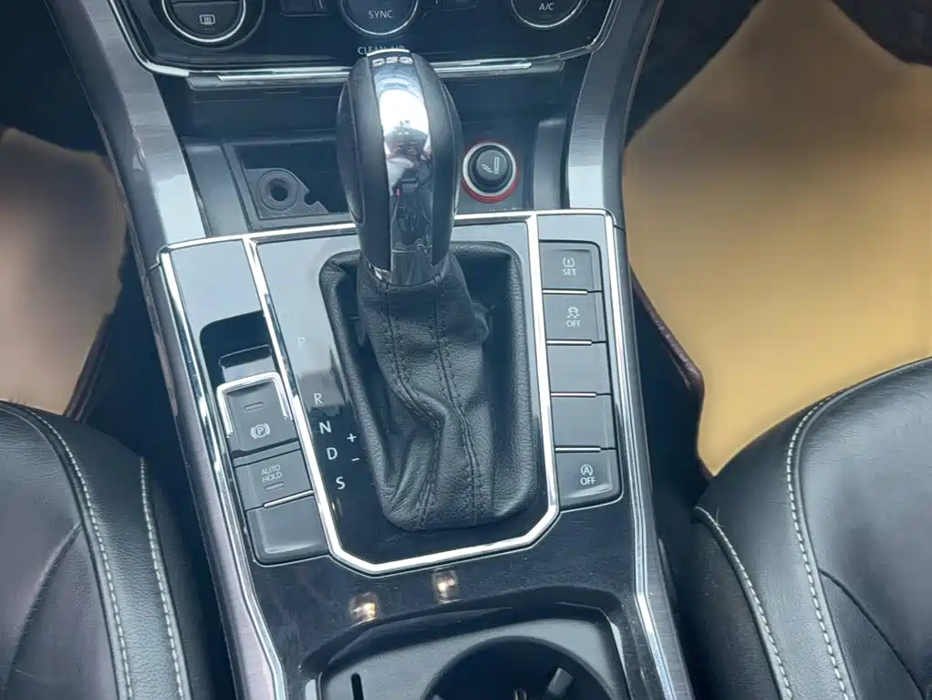 Volkswagen Passat — миниатюра 10
