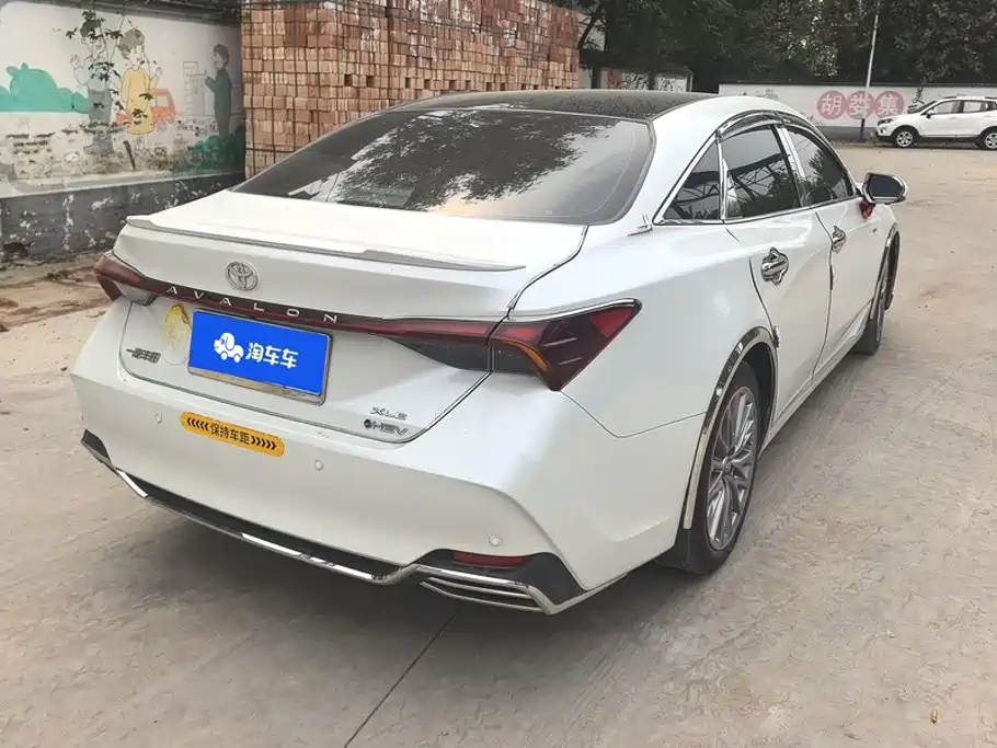 Toyota Avalon — миниатюра 3