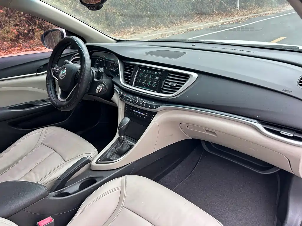 Buick Excelle — миниатюра 7