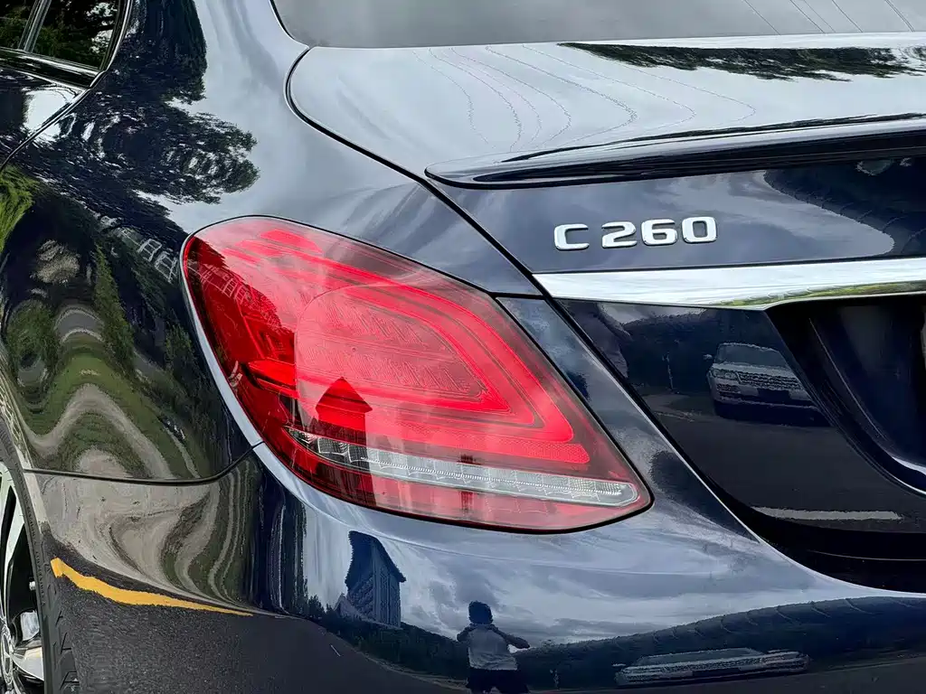 Mercedes-Benz C-Class — миниатюра 18