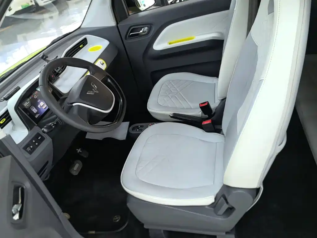 Wuling MINIEV — миниатюра 15