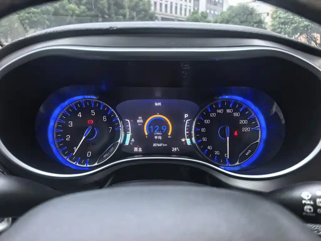 Chrysler Grand Voyager (Import) — миниатюра 21