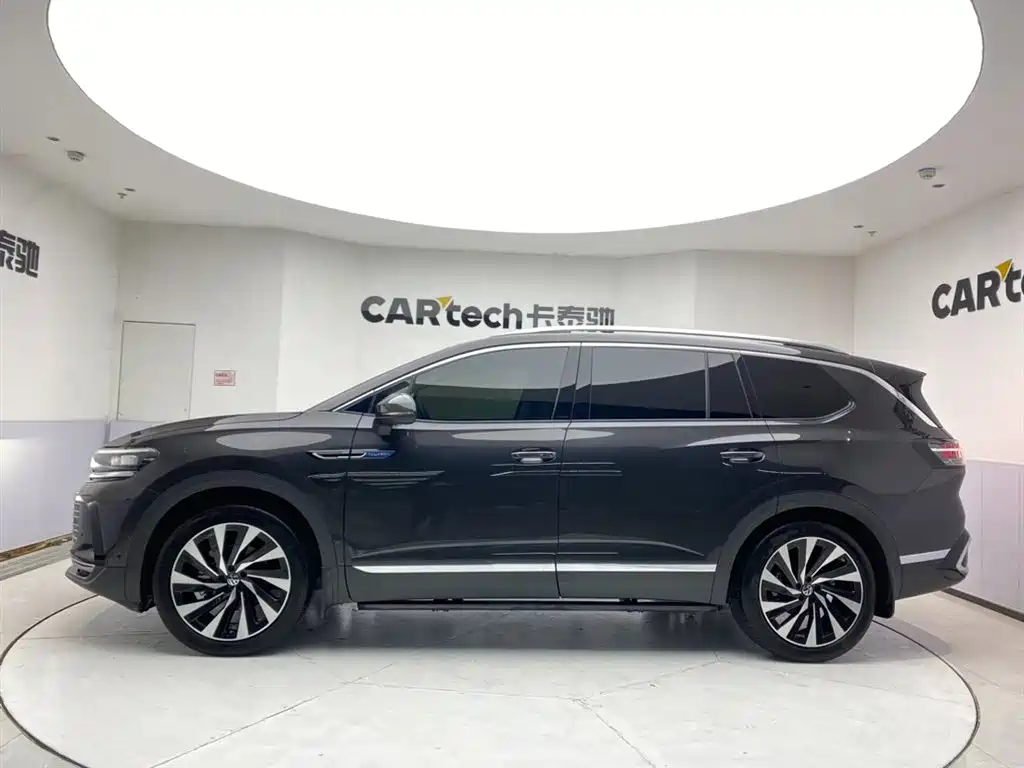 Volkswagen Viloran 2026 450TSI 6 мест