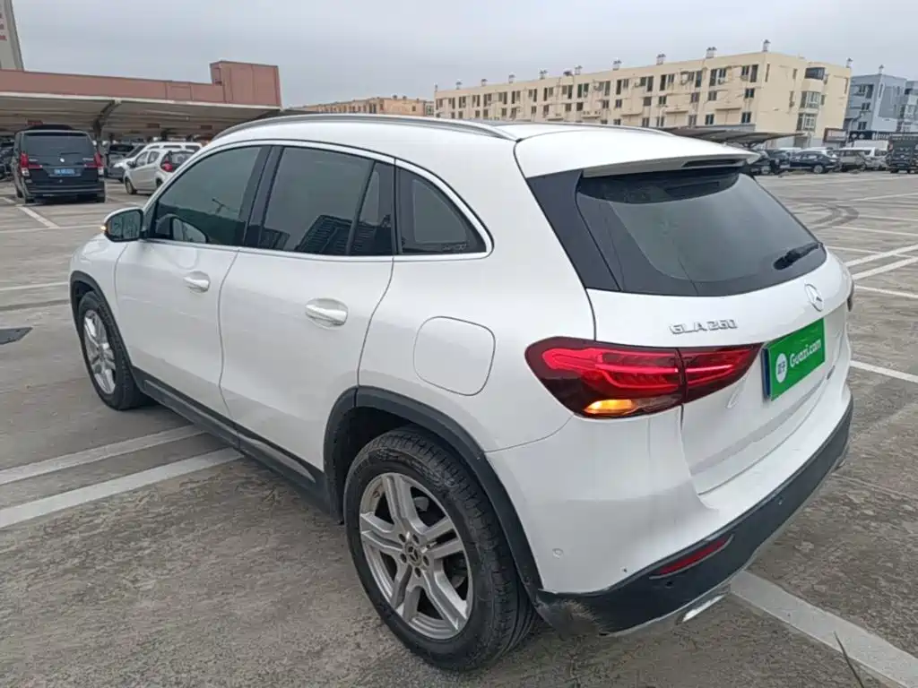 Mercedes-Benz GLA — миниатюра 5