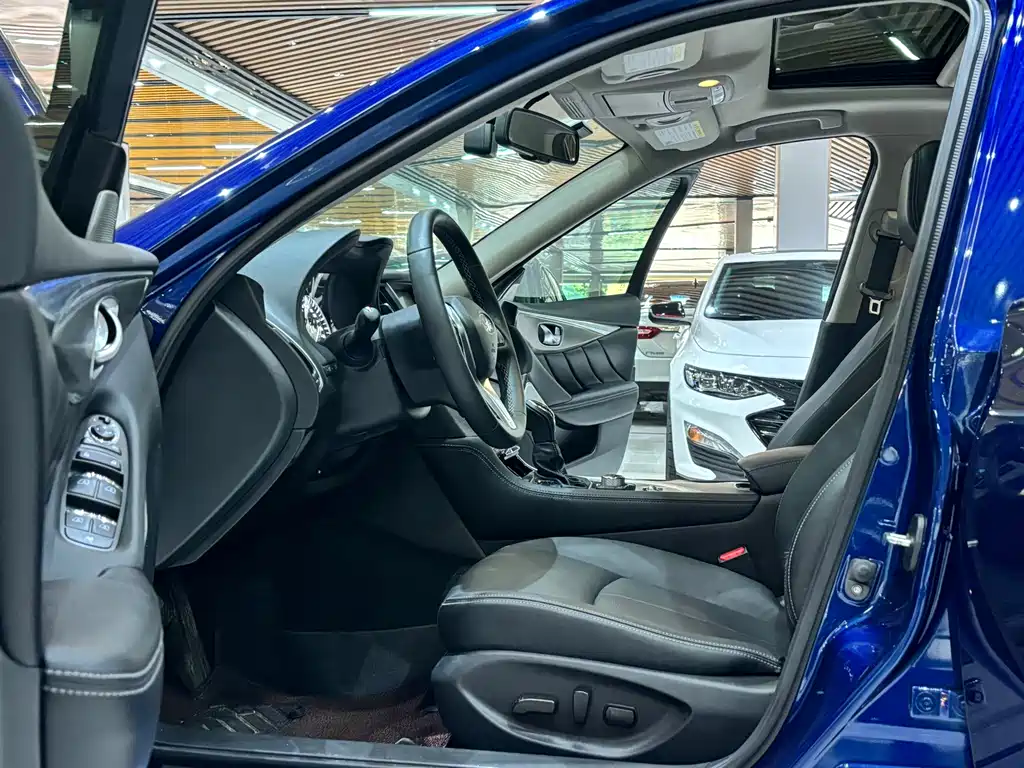 Infiniti Q50L — миниатюра 8