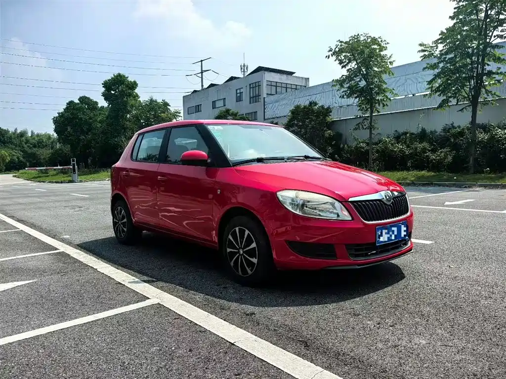 Skoda Fabia 2012 1.4L AT