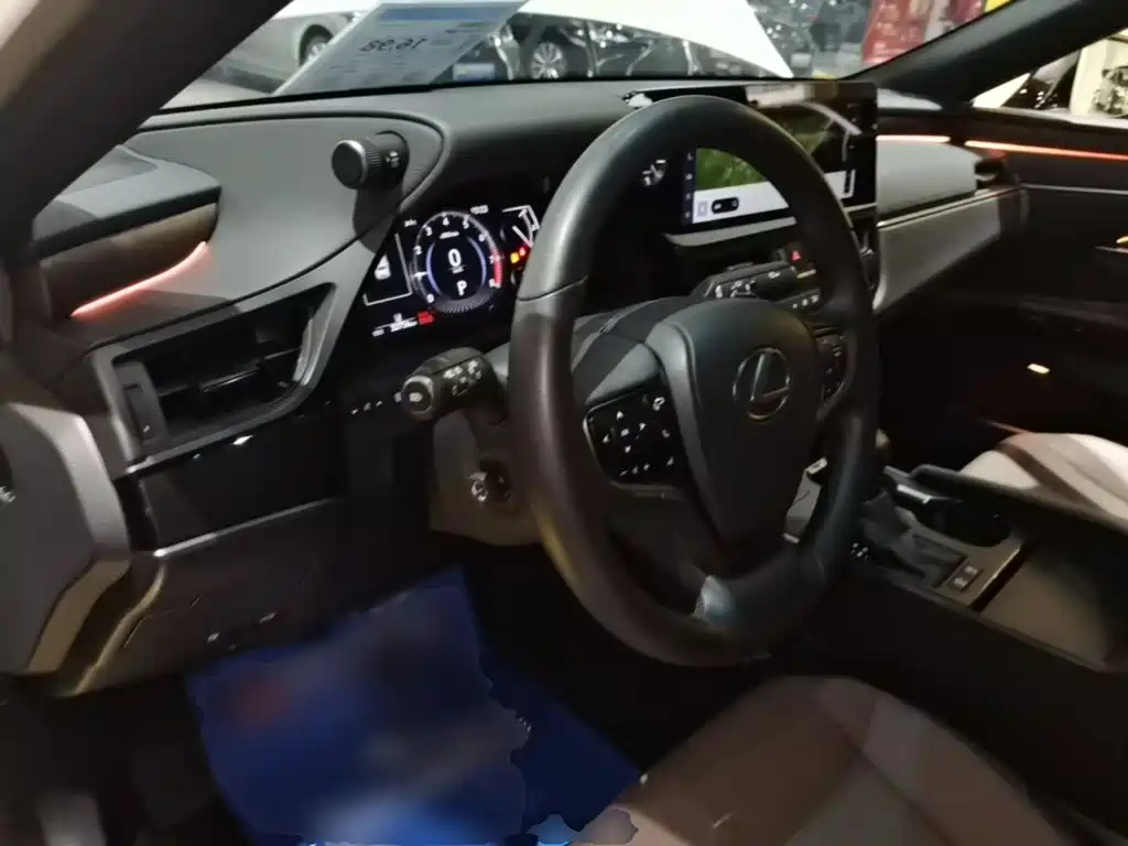 Lexus ES — миниатюра 10
