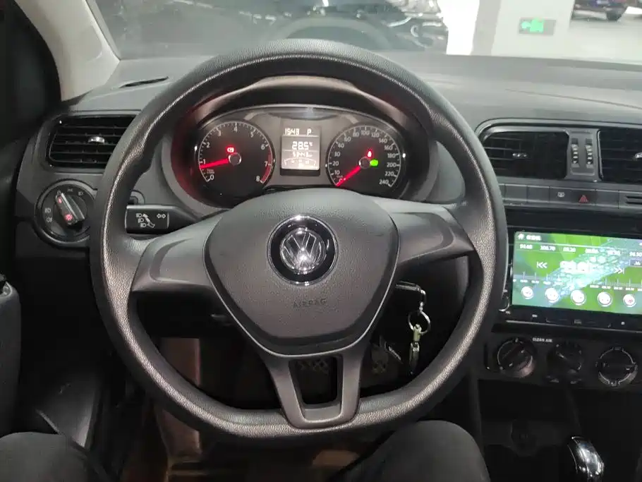 Volkswagen Polo — миниатюра 15