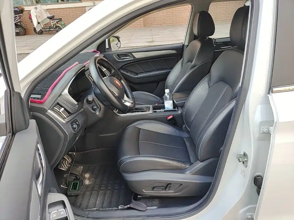 Roewe RX5 — миниатюра 15
