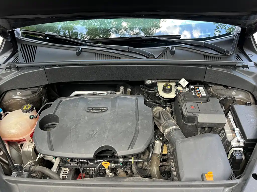 Geely Boyue L — миниатюра 5
