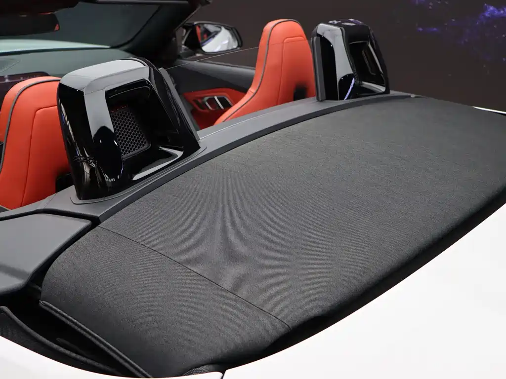 BMW Z4 — миниатюра 14