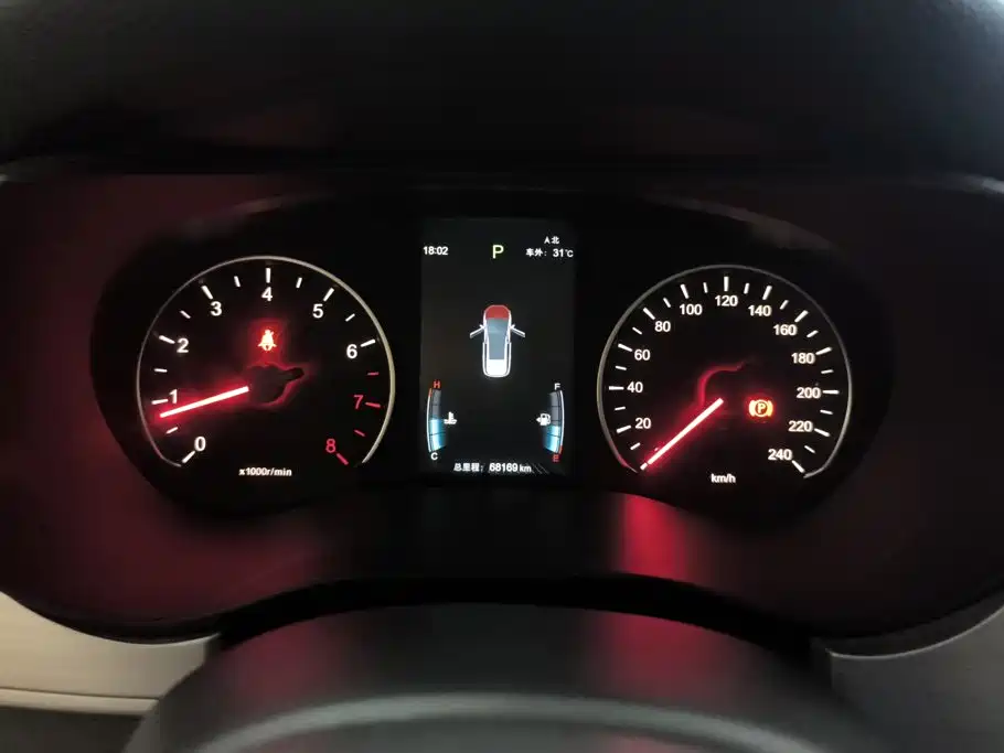 BYD MAX — миниатюра 14