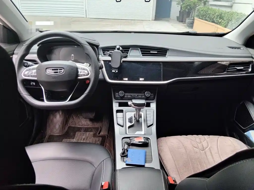 Geely Emgrand GL — миниатюра 5
