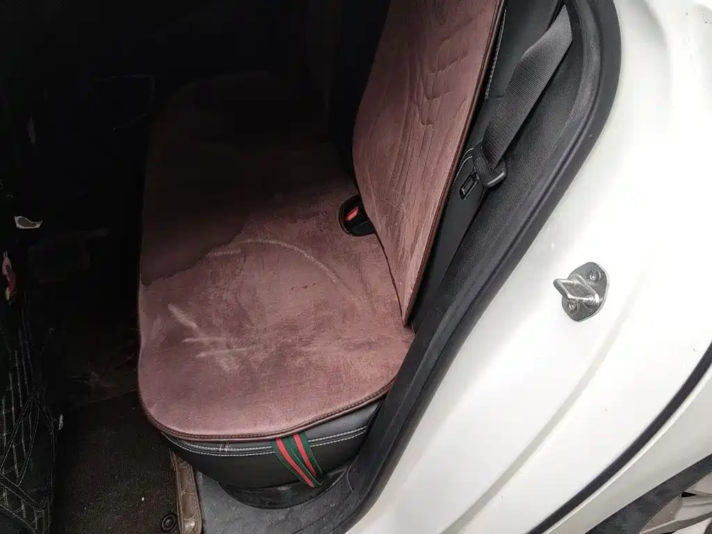 Geely Emgrand GL — миниатюра 13