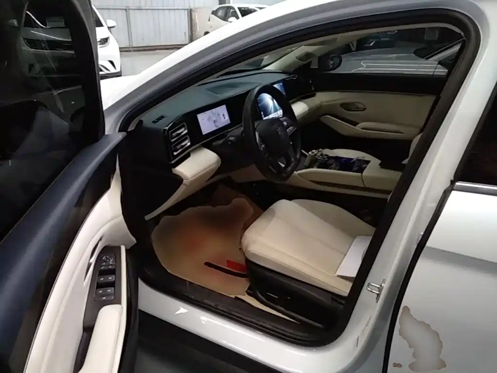 BYD Qin L — миниатюра 16
