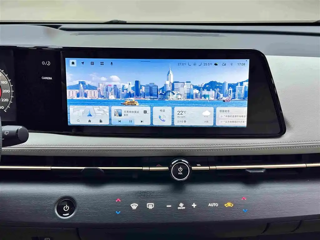 Nissan Ariya — миниатюра 17