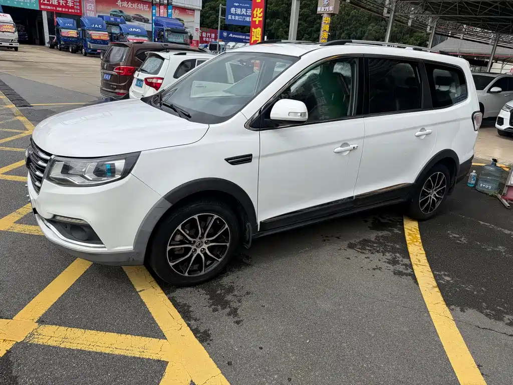 Dongfeng SX6 2016 1.6L CVT Premium