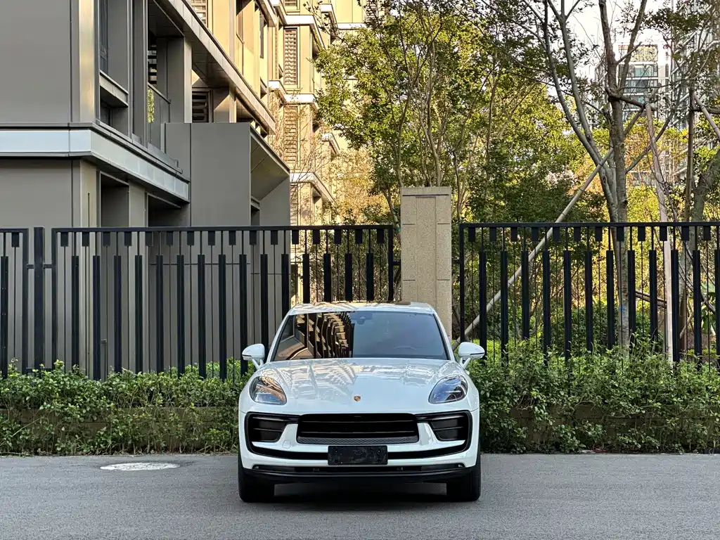Porsche Macan — миниатюра 2