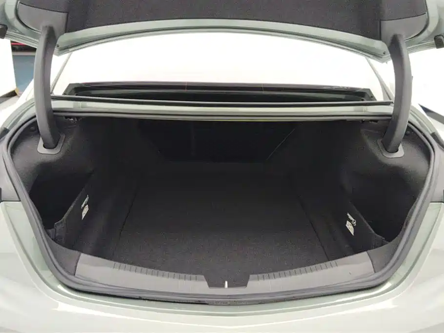 Cadillac CT5 2023 28T Luxury （ Standard ）