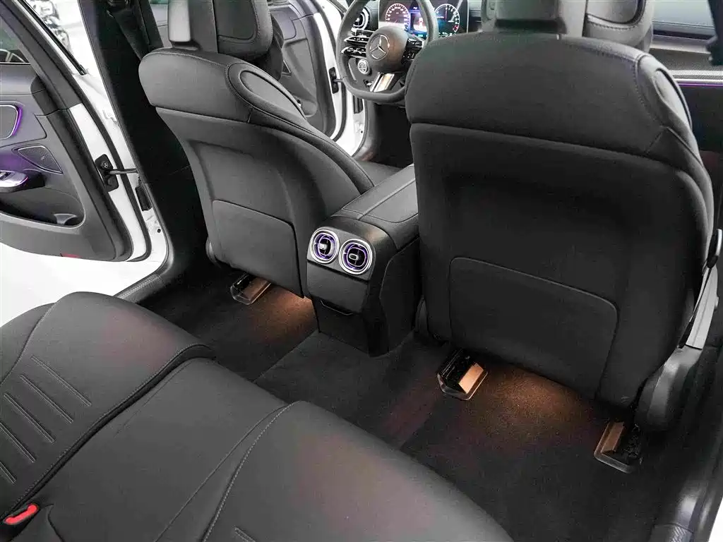 Mercedes-Benz C-Class New Energy — миниатюра 11