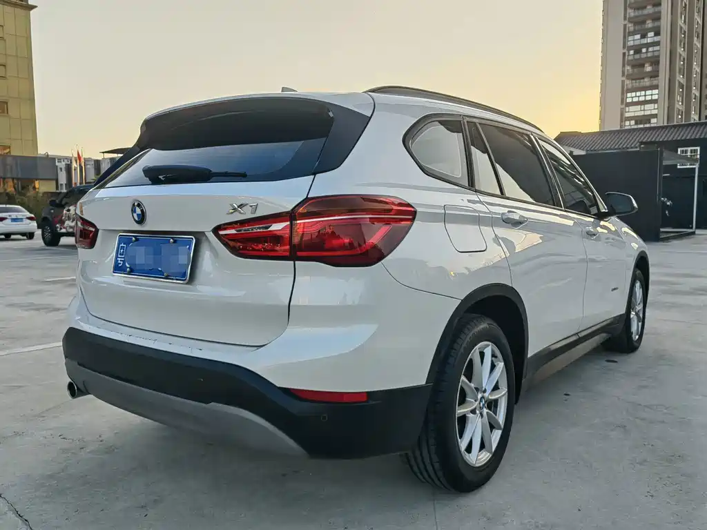 BMW X1 — миниатюра 11