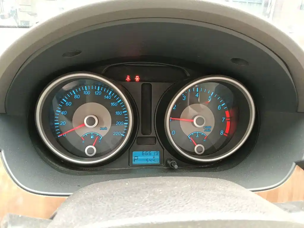 Buick Excelle — миниатюра 8