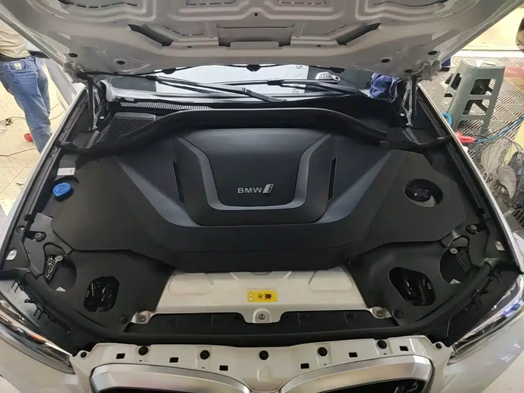 BMW iX3 — миниатюра 20