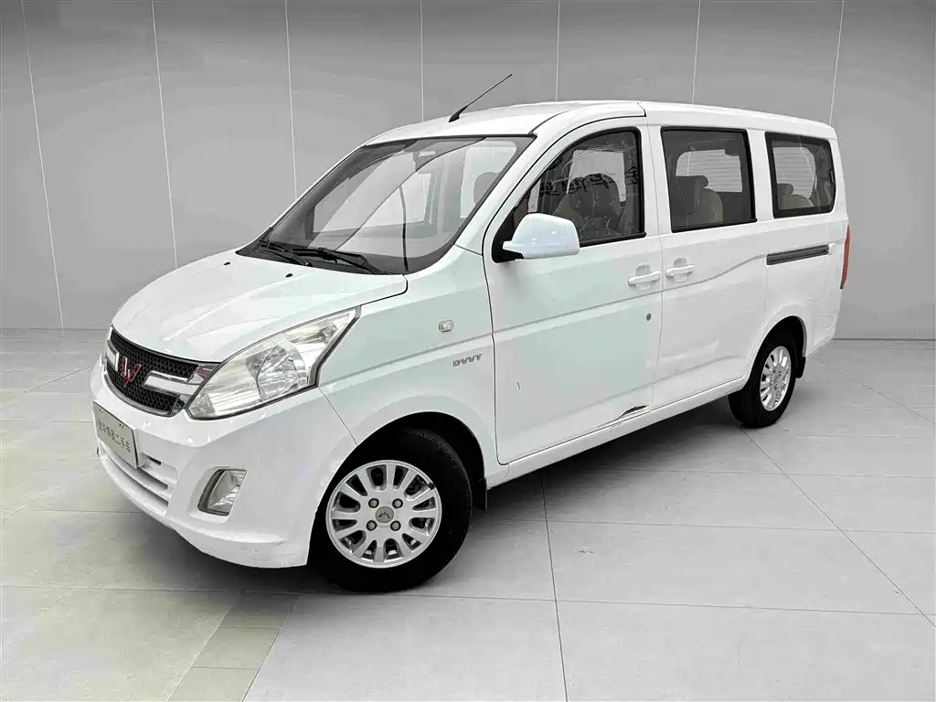 Wuling Rongguang V