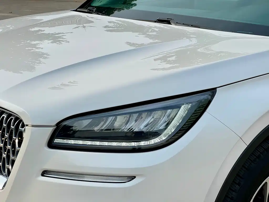 Lincoln Corsair — миниатюра 7