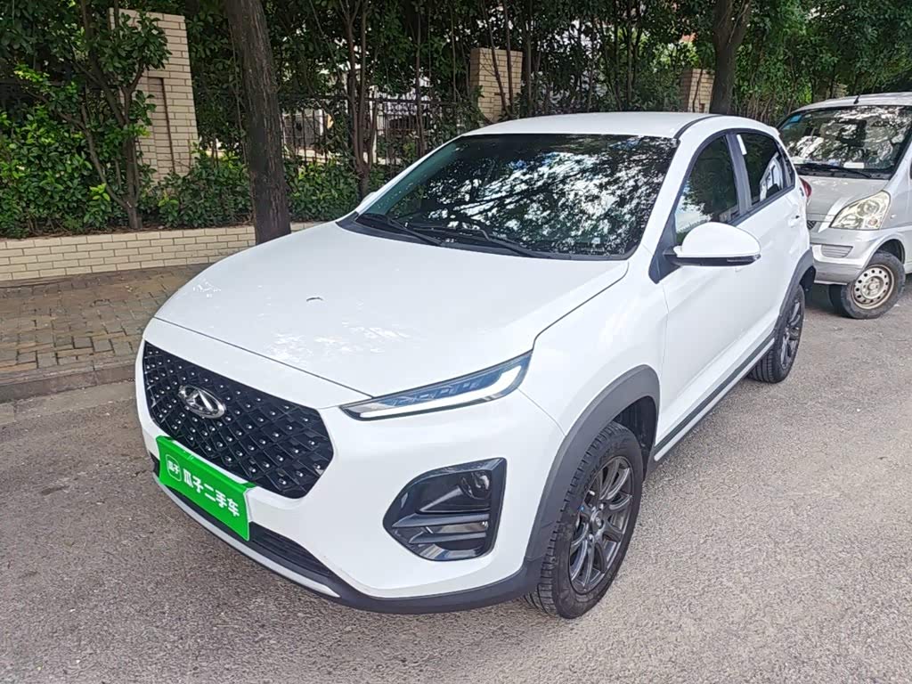 CHERY Tiggo 3x 1.5 л 2024 г. Белый, пробег 13700 км