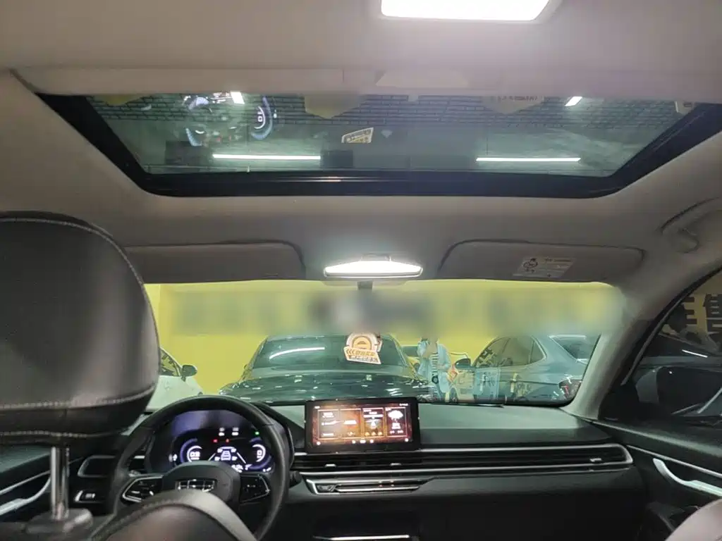 Geely Emgrand — миниатюра 18
