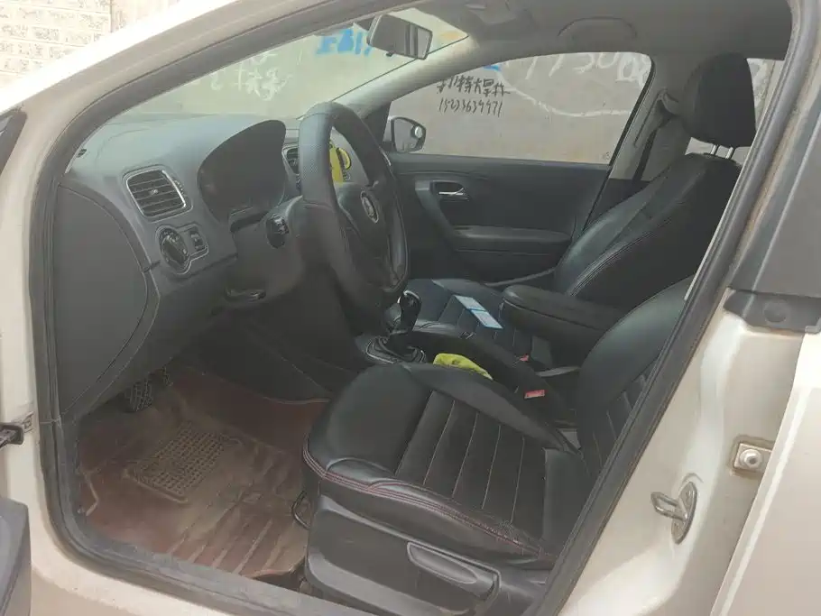 Volkswagen Polo — миниатюра 9