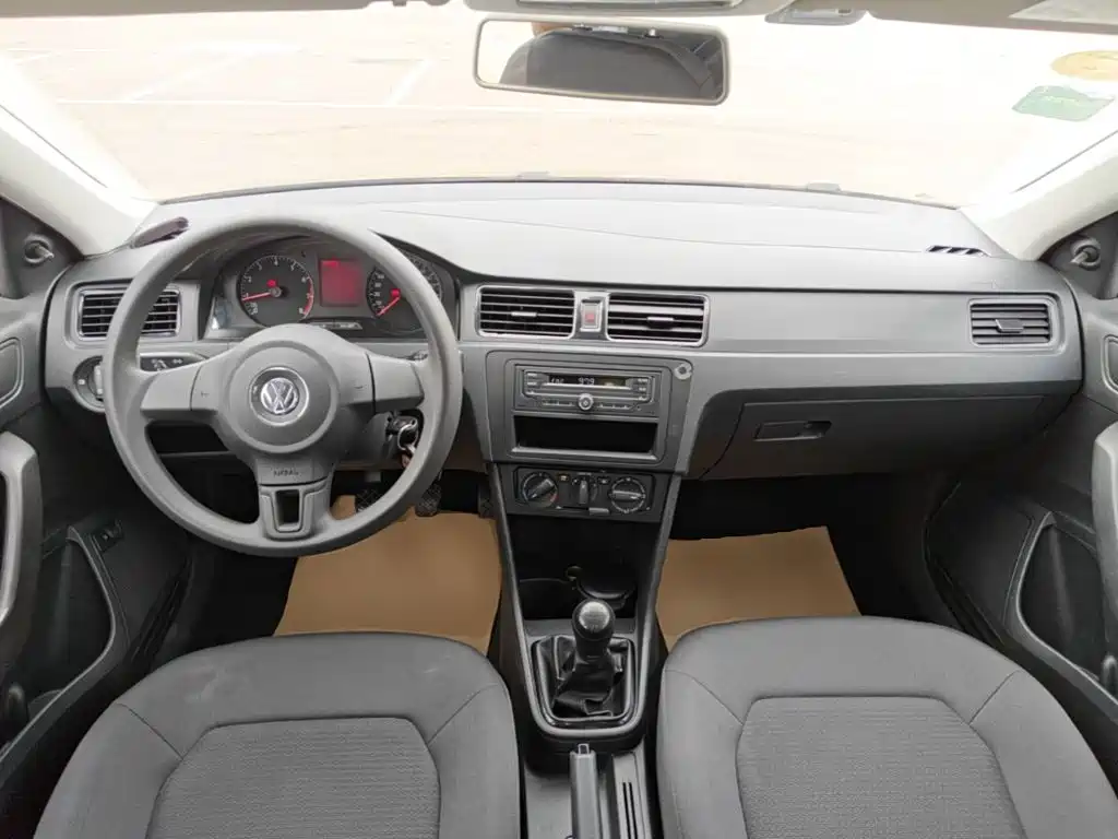 Volkswagen Santana — миниатюра 10