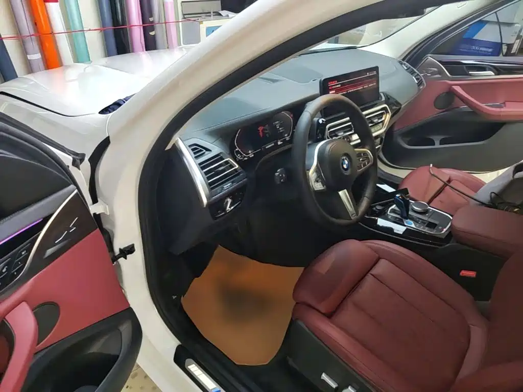 BMW iX3 — миниатюра 16