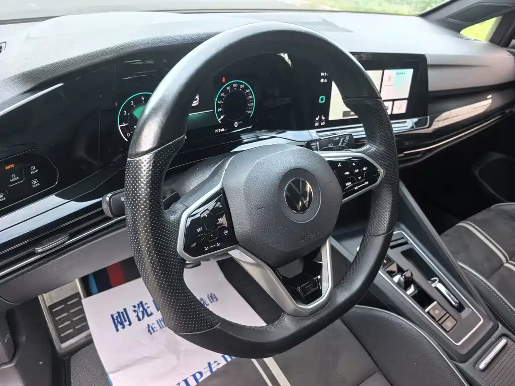 Volkswagen Golf — миниатюра 4