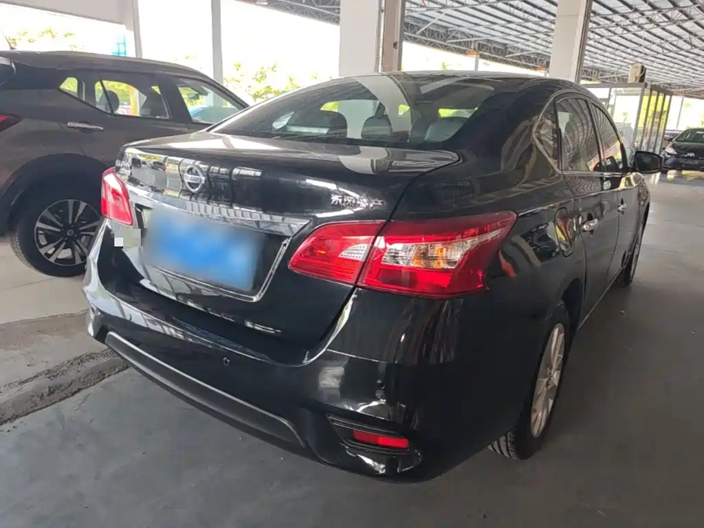 Nissan Sylphy — миниатюра 7