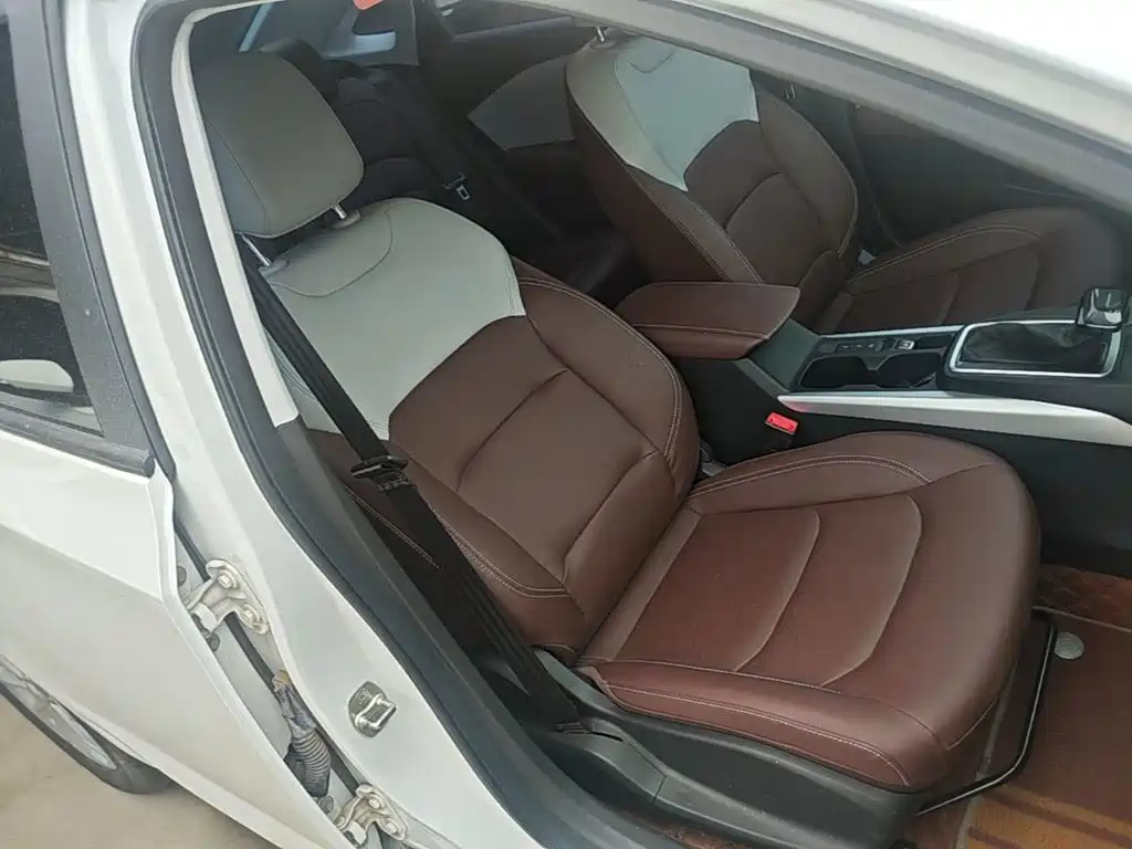 Chevrolet Monza — миниатюра 25