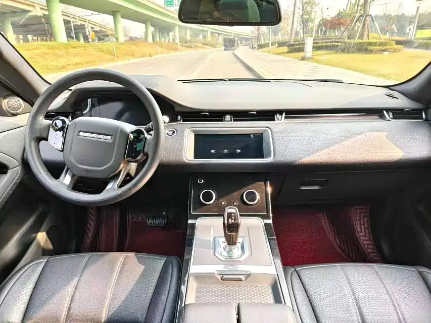 Land Rover Evoque — миниатюра 8