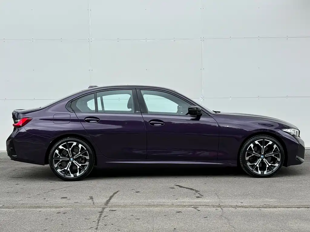BMW 3 Series 3 2025 330i 50