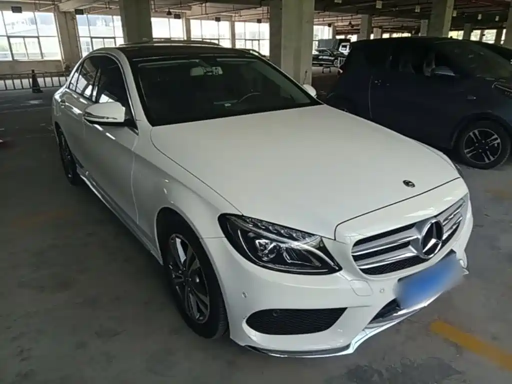 Mercedes-Benz C-Class — миниатюра 4
