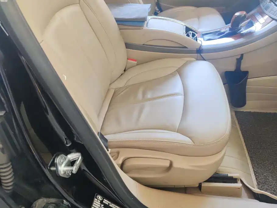 Buick LaCrosse — миниатюра 8
