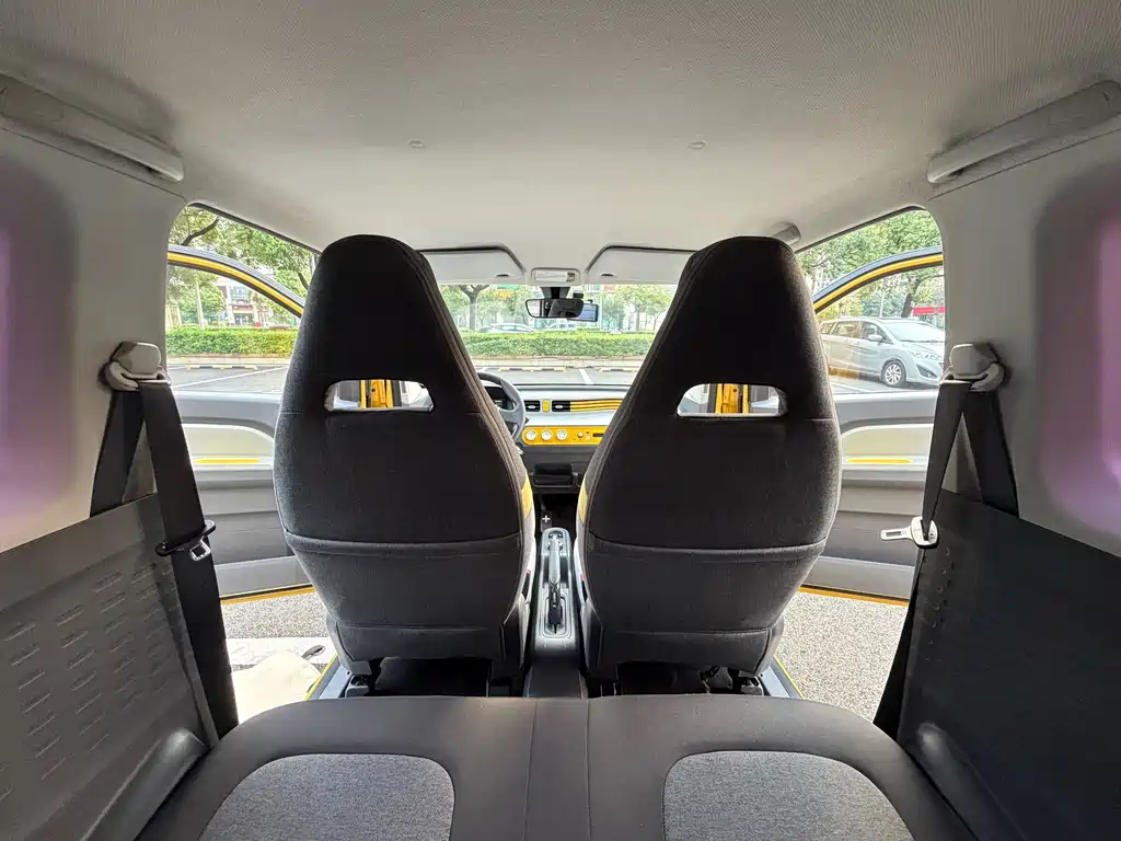 Wuling MINIEV — миниатюра 12