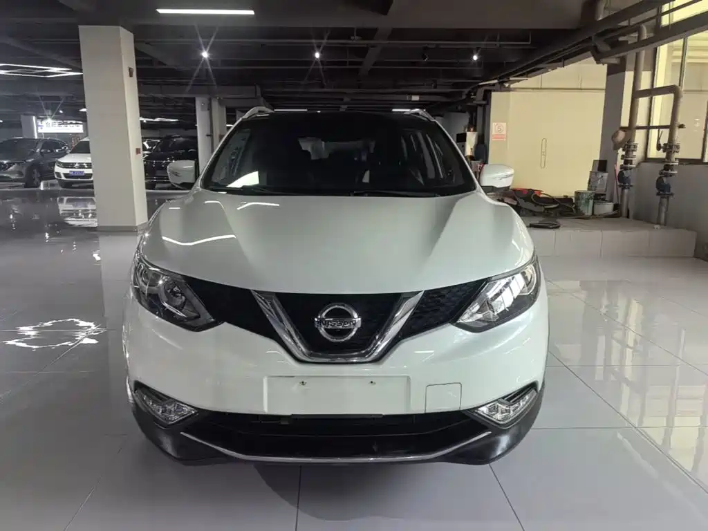 Nissan Qashqai — миниатюра 3