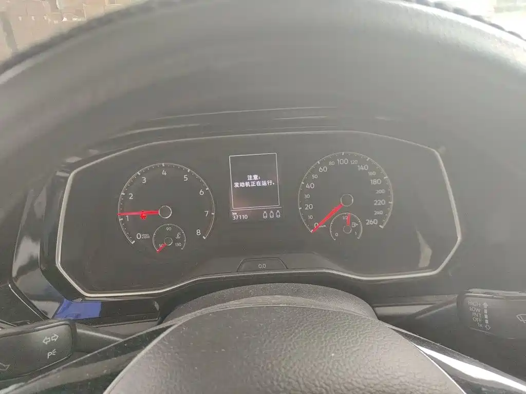 Volkswagen Sagitar — миниатюра 12