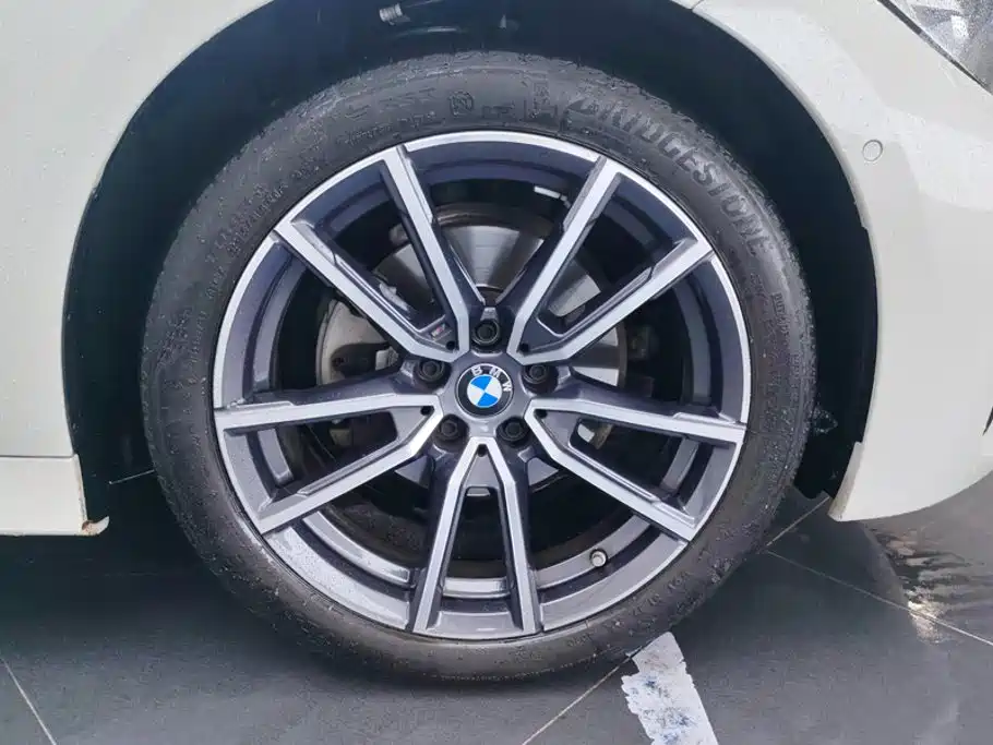 BMW 3 Series — миниатюра 6