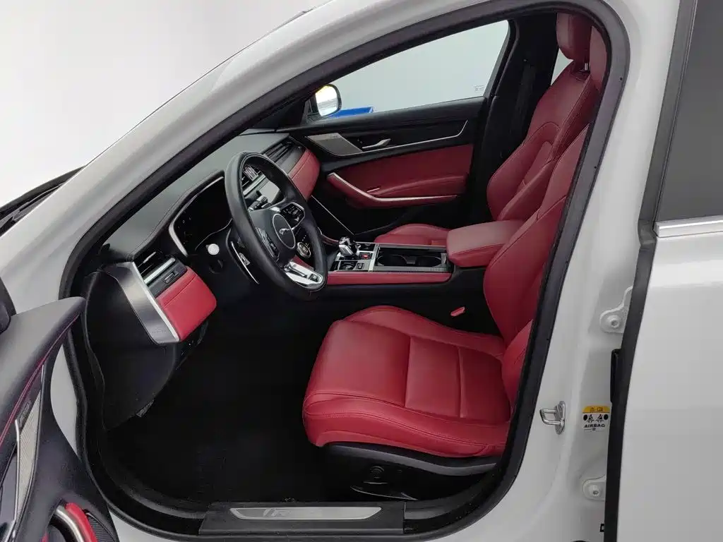 Jaguar XFL — миниатюра 10