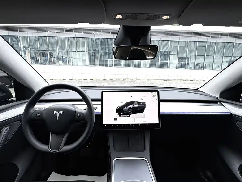 Tesla Model Y — фотографии объявления, Фото 6